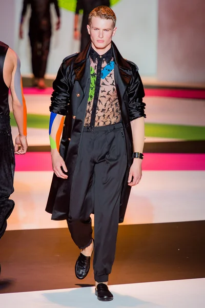 Look 44